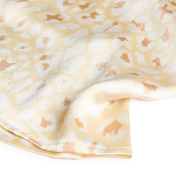 NWT Show Me Your Mumu -- Harlow Robe - Picture 2 of 7